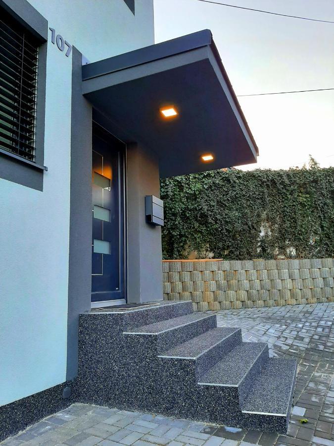 Nobless Apartments Holedna Brno Eksteriør billede