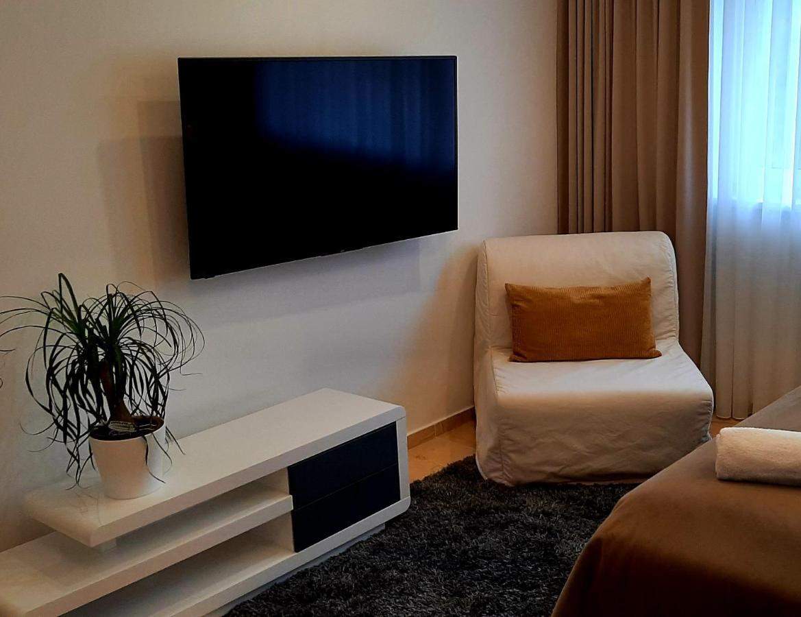 Nobless Apartments Holedna Brno Eksteriør billede